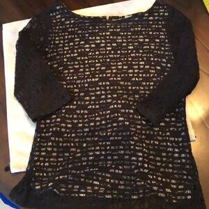 🍌Banana Republic chrochet overlay of striped top lace sleeves zipper back top